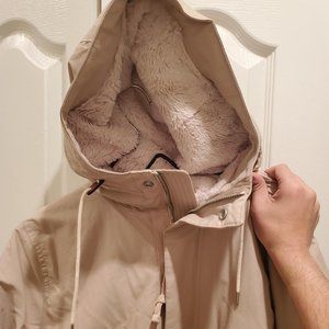 Abercrombie & Fitch Faux Fur Lined Parka (NWOT)